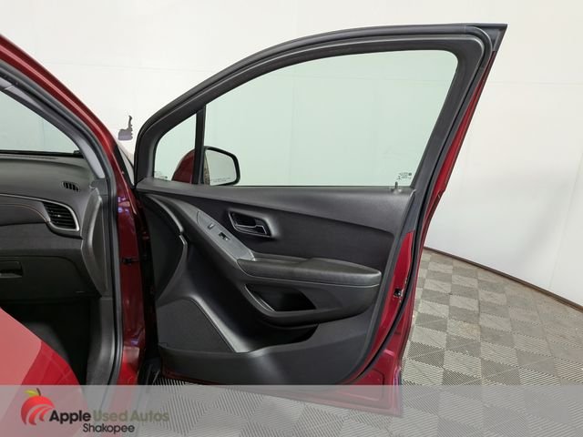 Used 2019 Red Chevrolet LT image 31