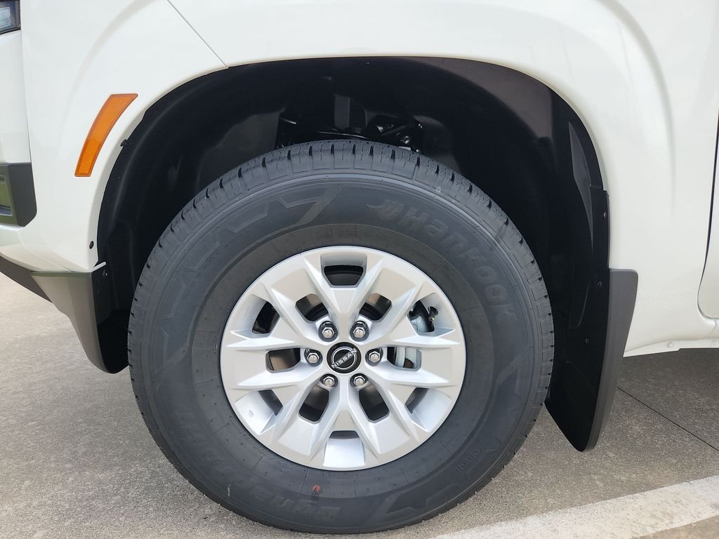 New 2026 Glacier White Nissan S image 20