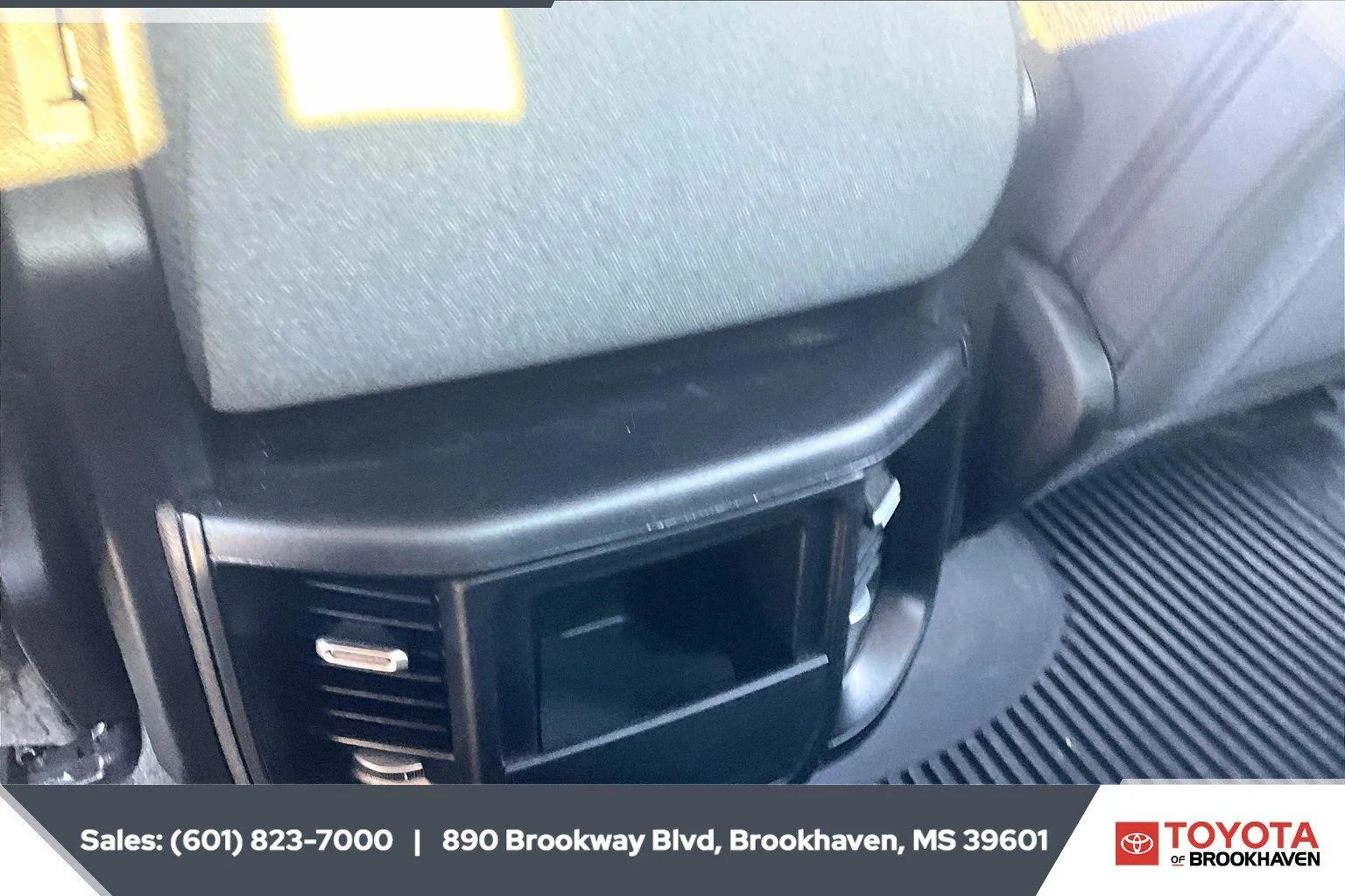 Used 2024 Patriot Blue Pearlcoat Ram Tradesman image 24