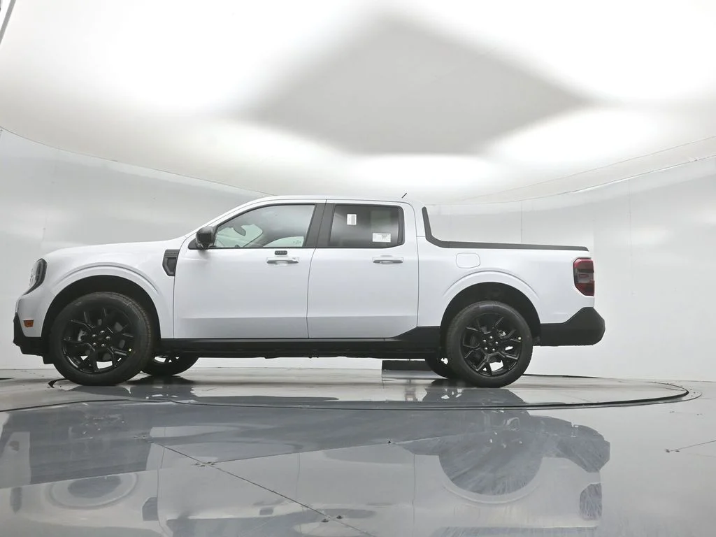 New 2026 White Ford Lariat image 51