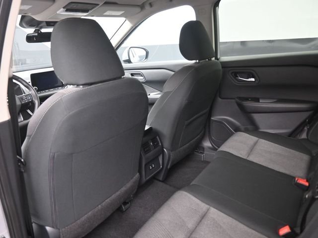 Used 2025 Silver Nissan SV image 2