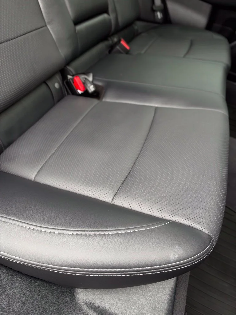 Used 2016 Carbide Gray Metallic Subaru 3.6R image 36