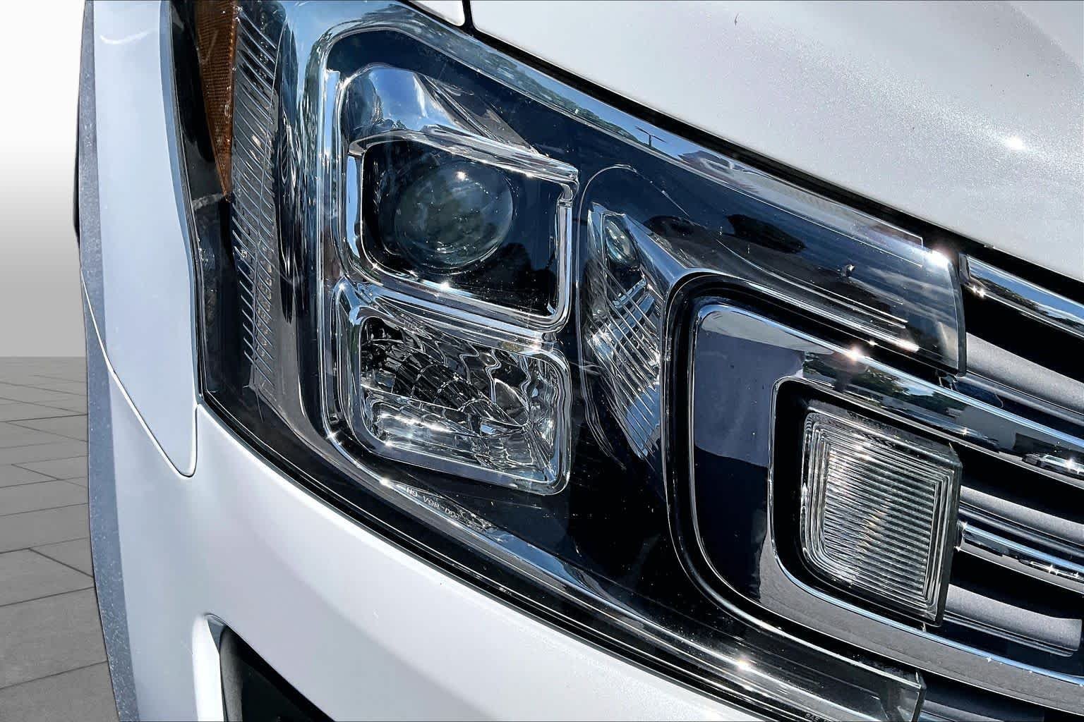 Used 2020 Star White Metallic Tri-Coat Ford XLT image 28