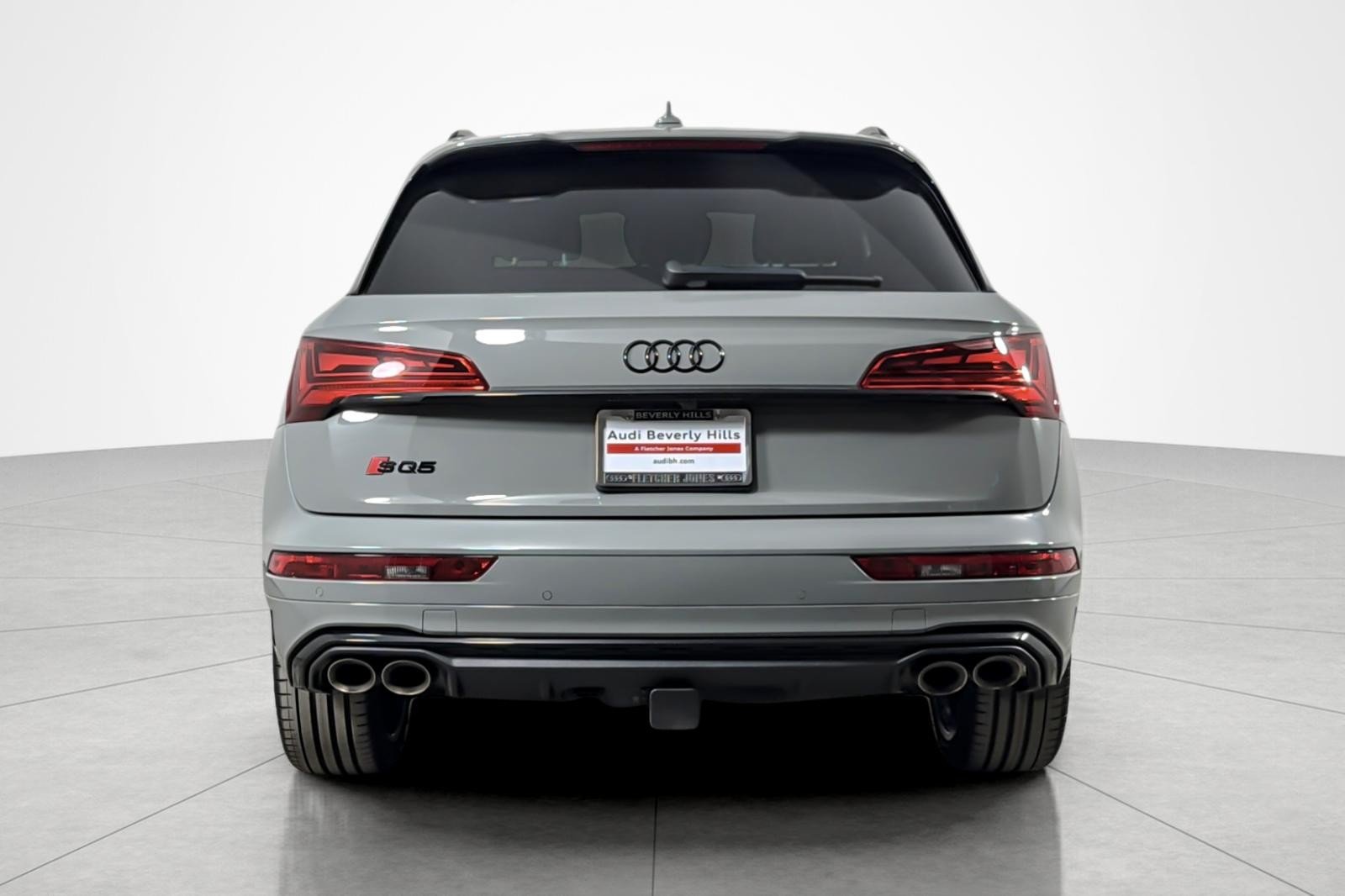 Used 2022 Quantum Gray Audi Premium Plus 3.0 TFSI quattro image 4