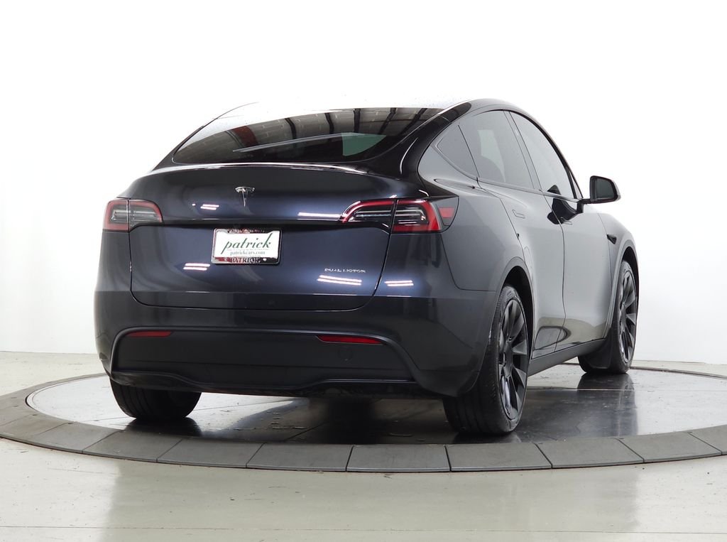 Used 2024 Stealth Gray Tesla Long Range image 12