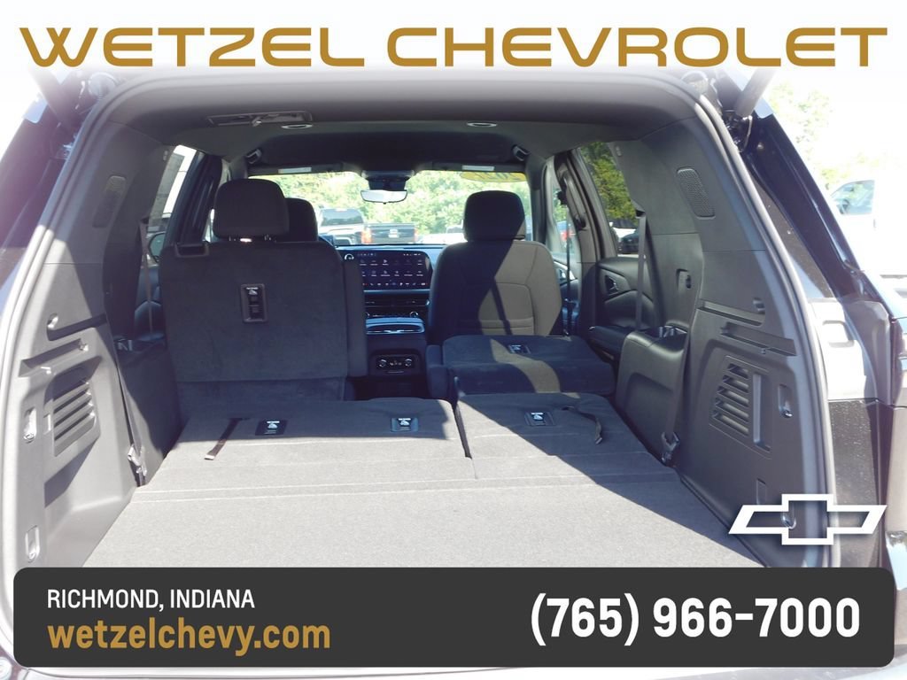 New 2027 Mosaic Black Metallic Chevrolet LT image 26