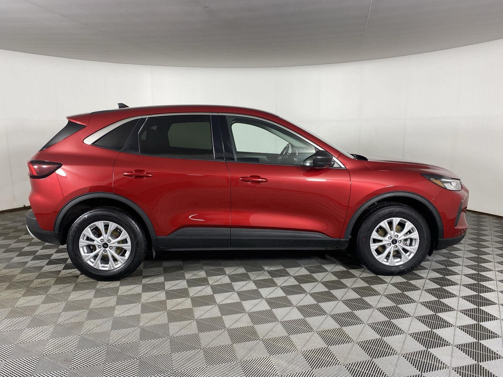 Used 2023 Rapid Red Metallic Tinted Clearcoat Ford Active image 11