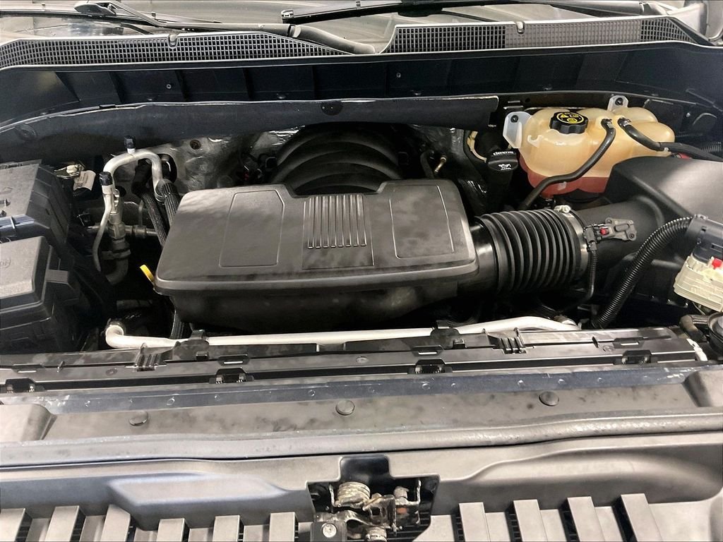 Used 2020 Gray Chevrolet RST image 29