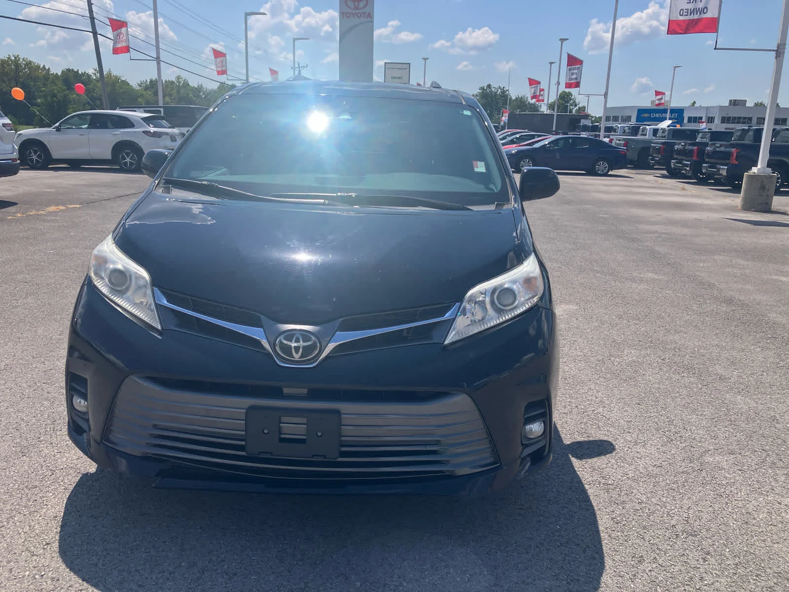Used 2020 Midnight Black Metallic Toyota XLE image 2