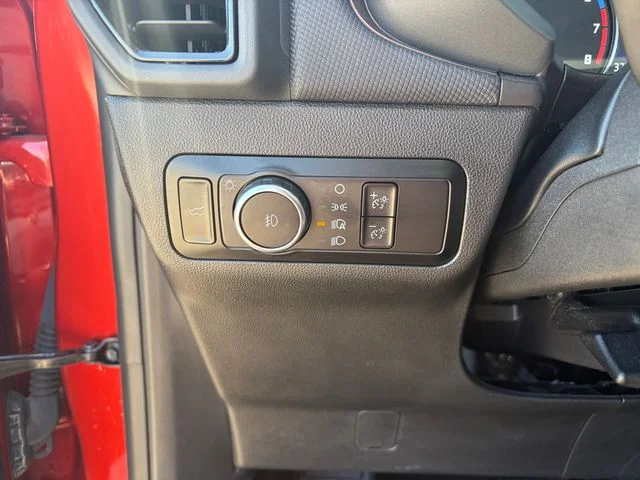 Used 2023 Red Ford Outer Banks image 14