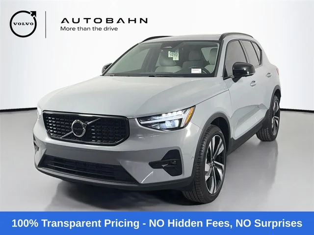 New 2026 Volvo XC40 B5 AWD Plus