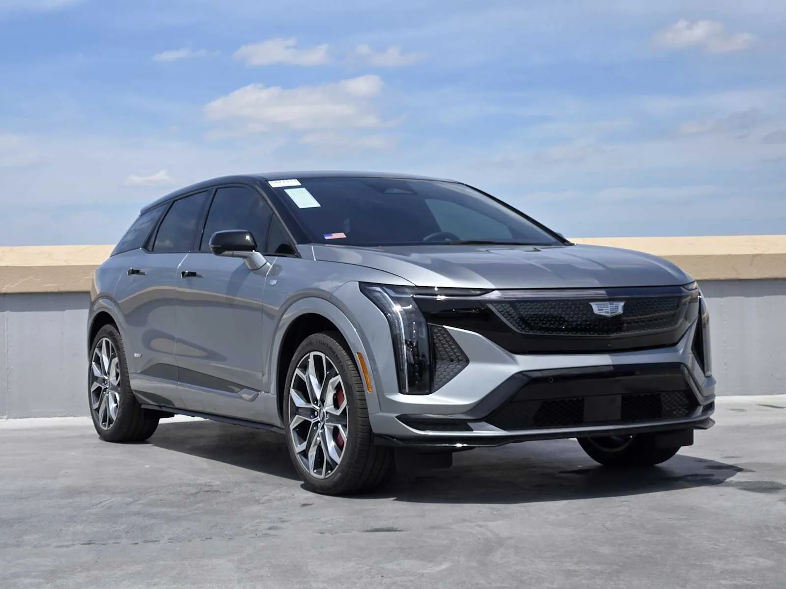 New 2026 Argent Silver Metallic Cadillac V-Series image 2