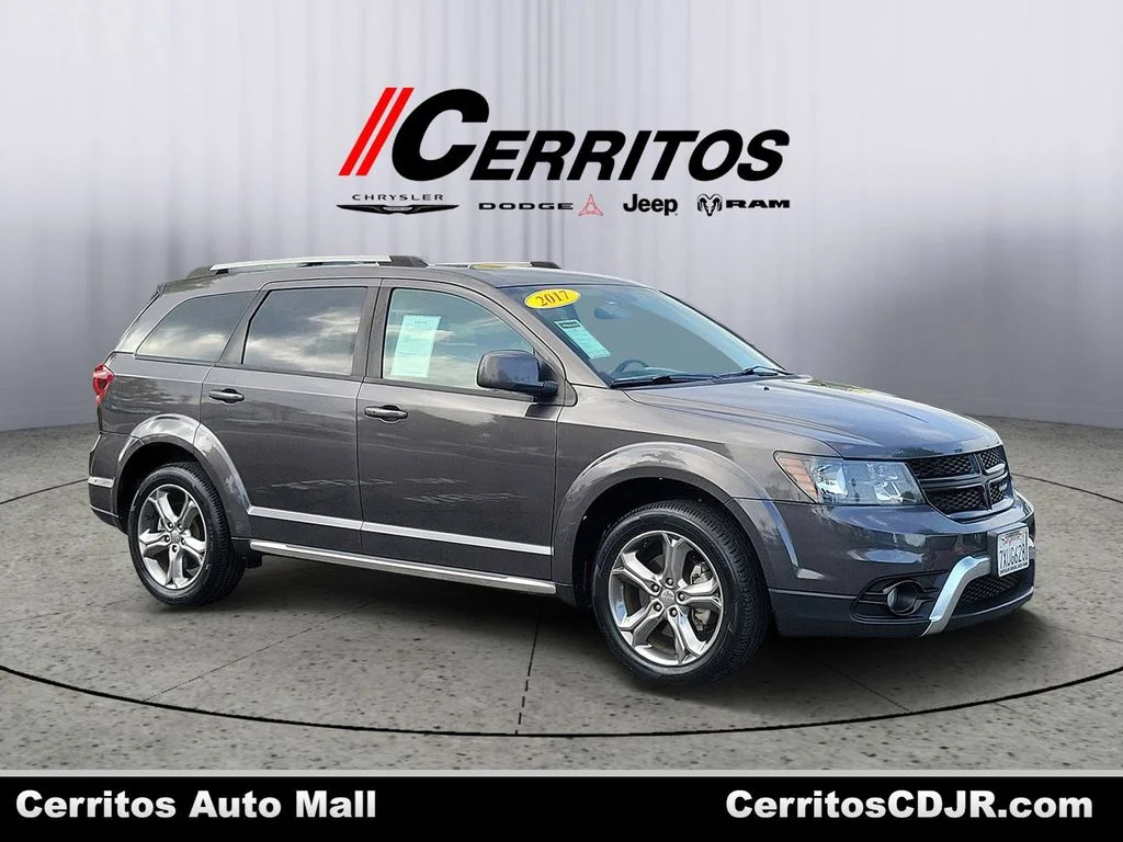 2017 Dodge Journey Crossroad Plus FWD's photo