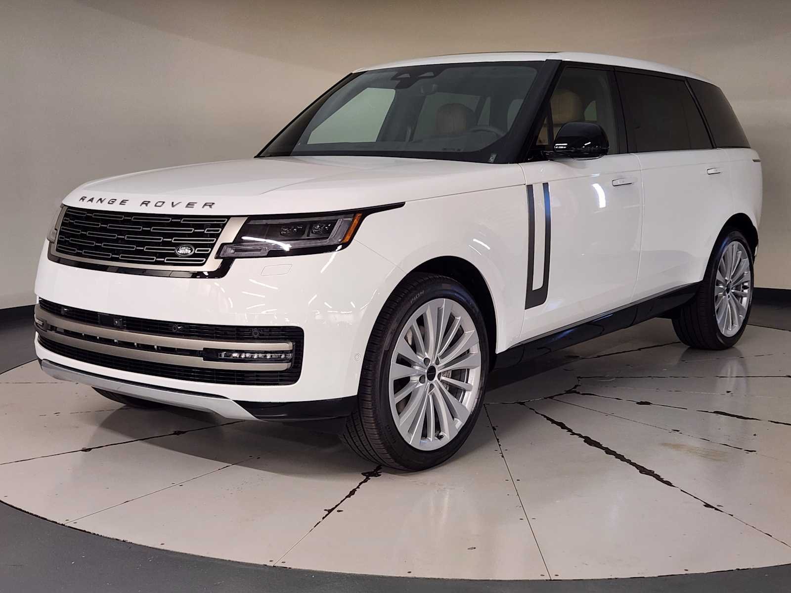 New 2026 Land Rover Range Rover SE