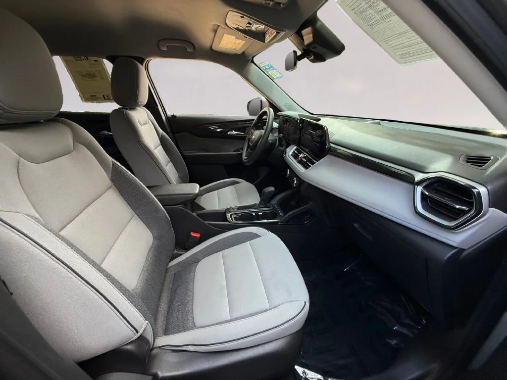 Used 2026 Gray Chevrolet LT image 17