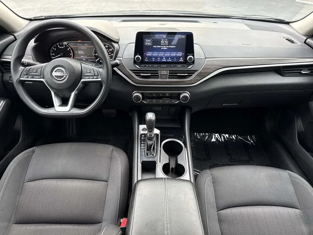 Used 2024 Gray Nissan 2.5 SV image 19