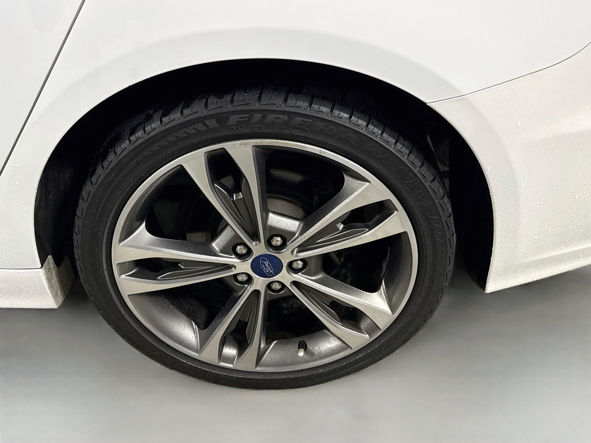 Used 2020 Oxford White Ford Titanium image 32