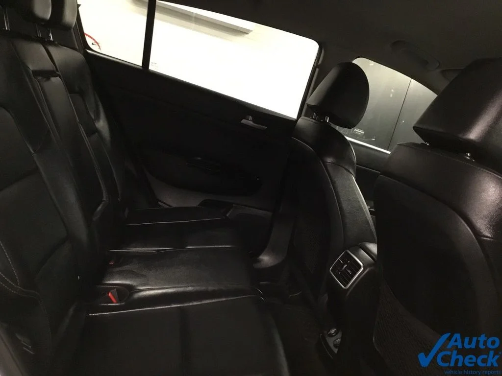 Used 2018 White Kia EX image 32