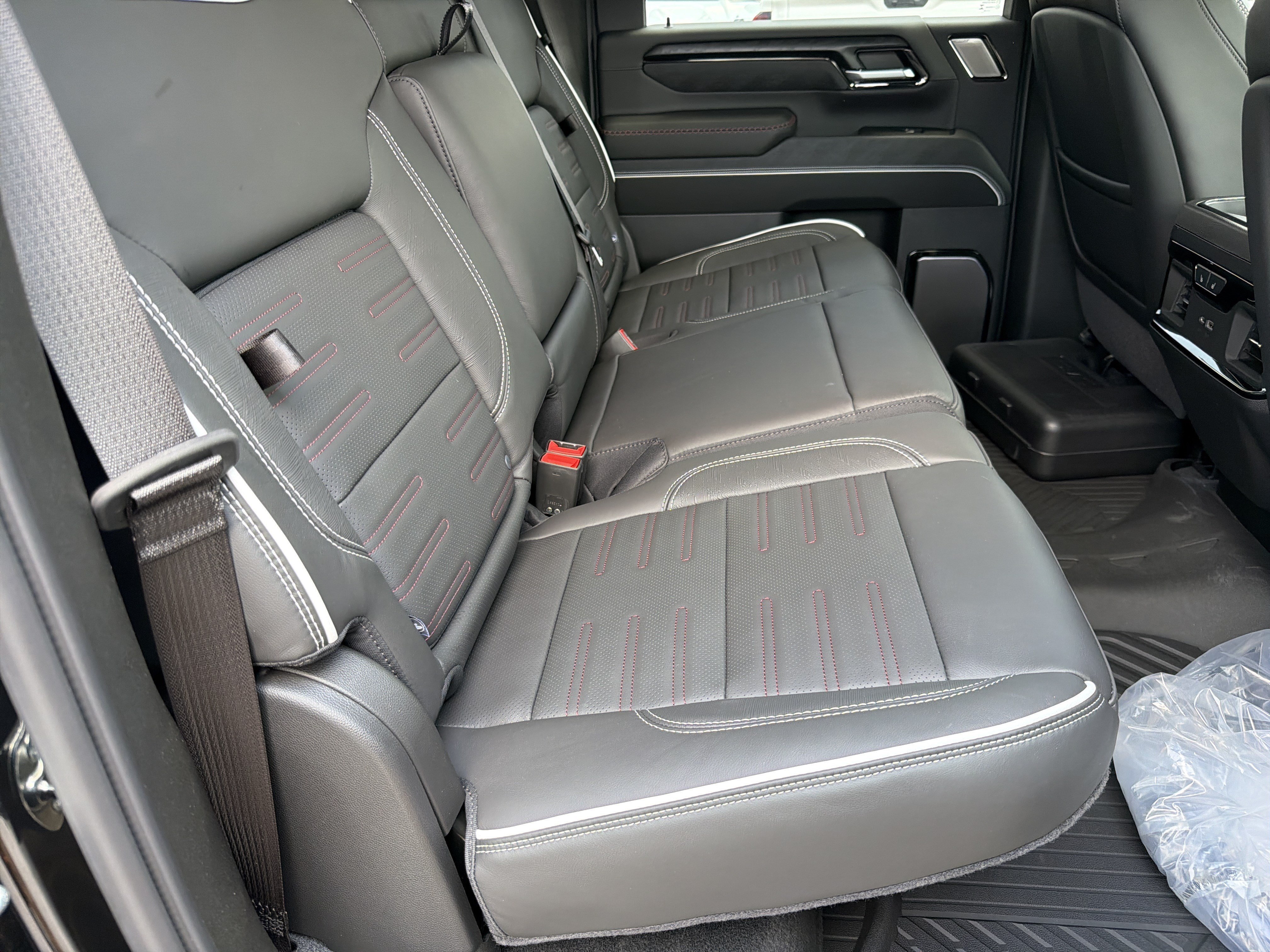 2026 GMC Sierra 2500HD AT4X - Photo 15