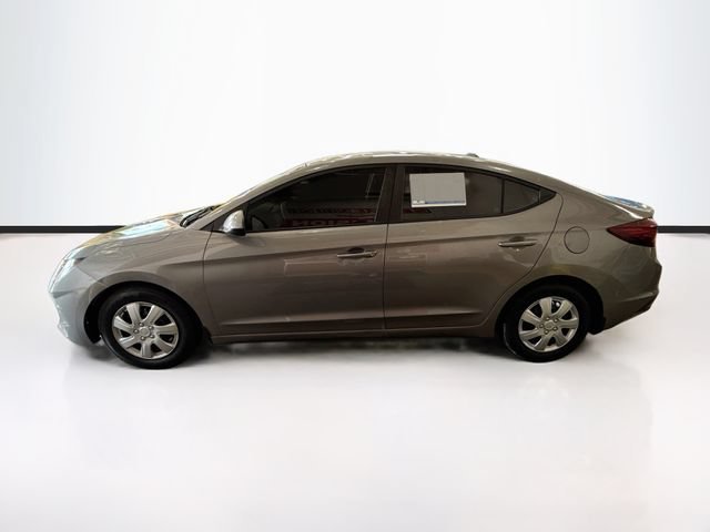 Used 2020 Fluid Metal Hyundai SE image 29