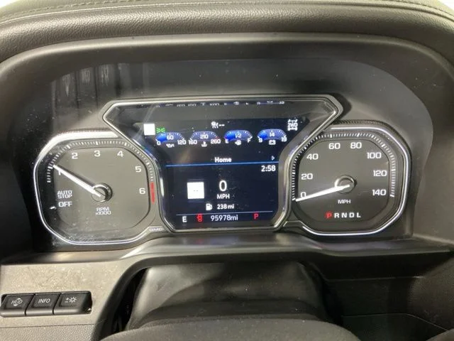 Used 2020 White GMC AT4 image 20