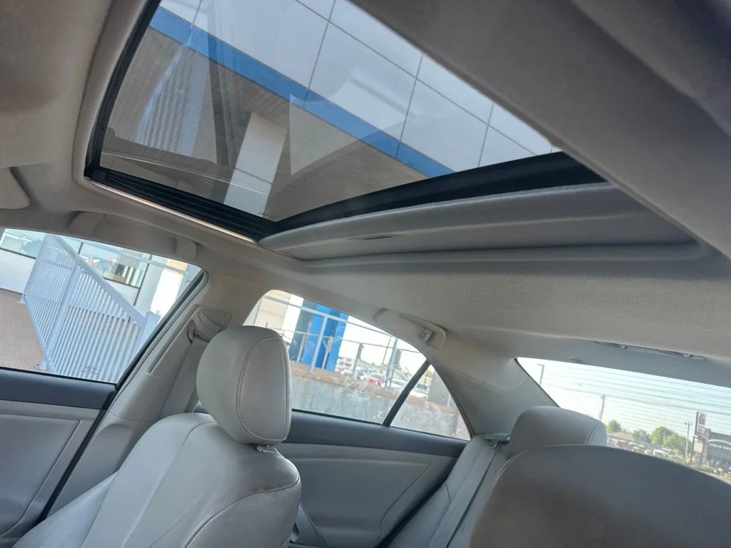 Used 2011 White Toyota XLE image 4