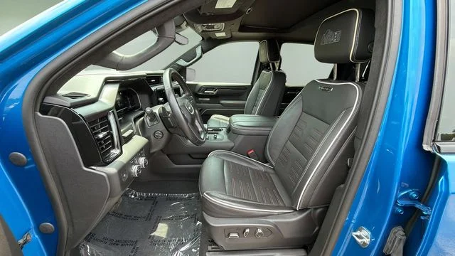 Used 2024 Blue GMC AT4X image 18