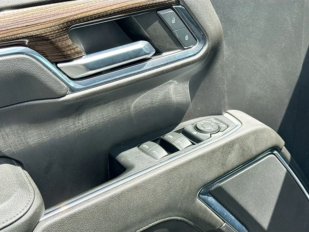 Used 2024 Gray Chevrolet LT image 19
