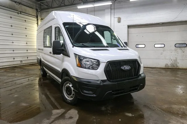 Used 2023 White Ford Base image 3