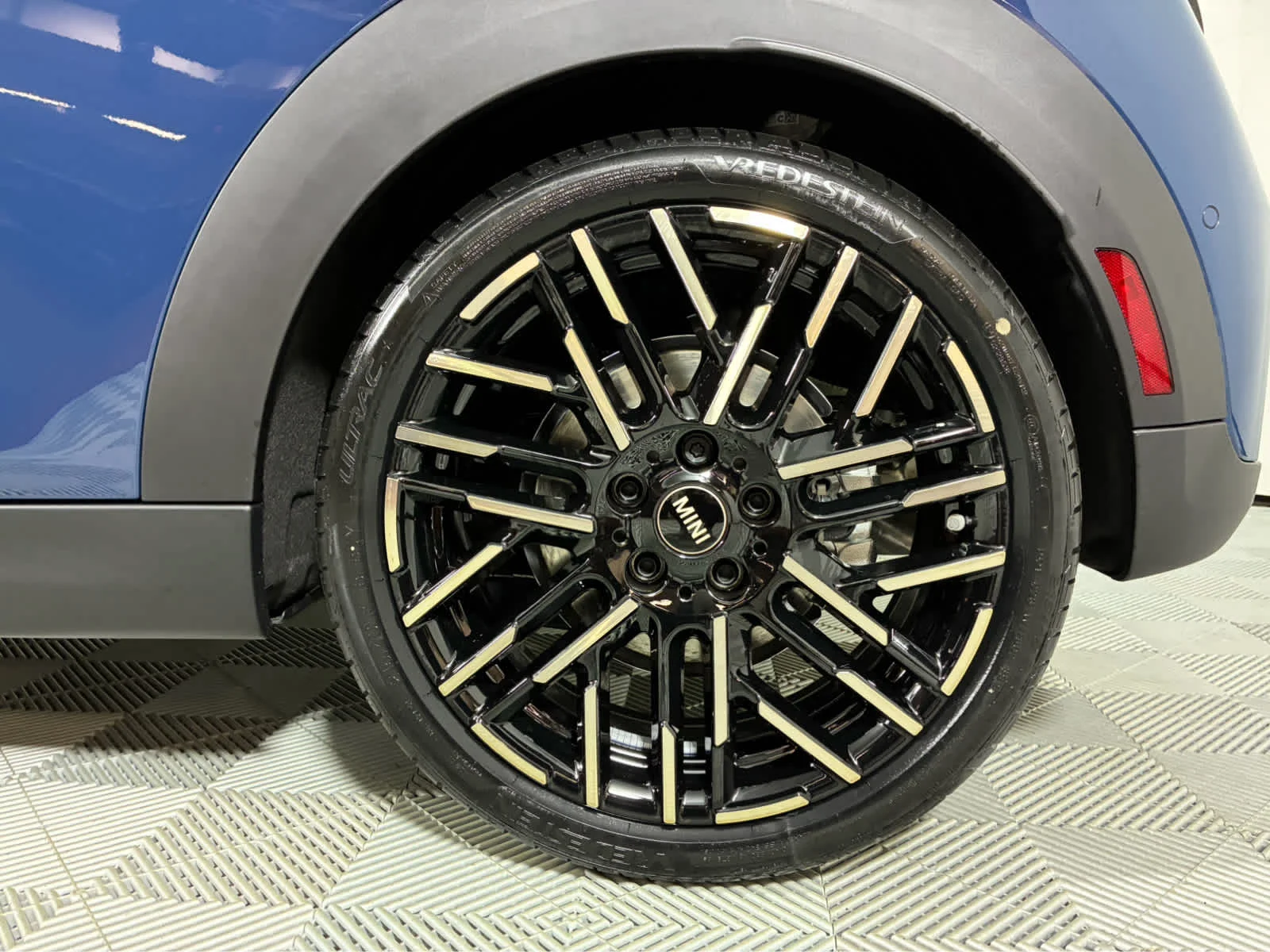 2026 MINI Hardtop 2 Door S - Photo 10