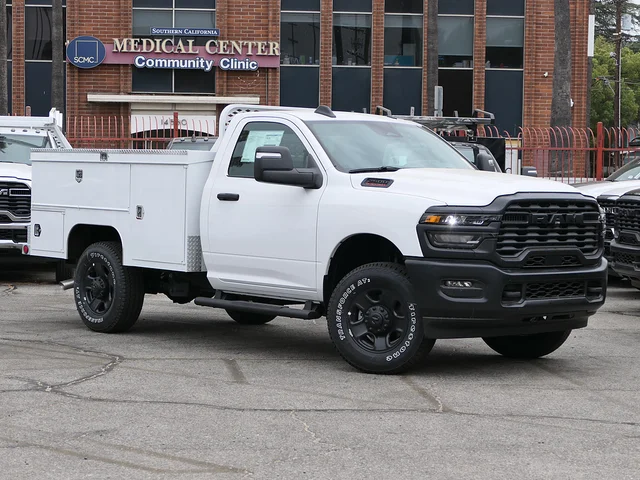 2026 RAM 2500 Tradesman Regular Cab 4x4 8' Box