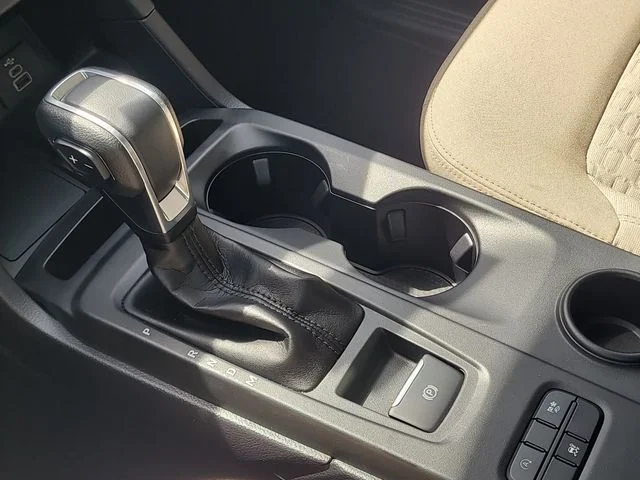 New 2026 Desert Sand Ford XLT image 27