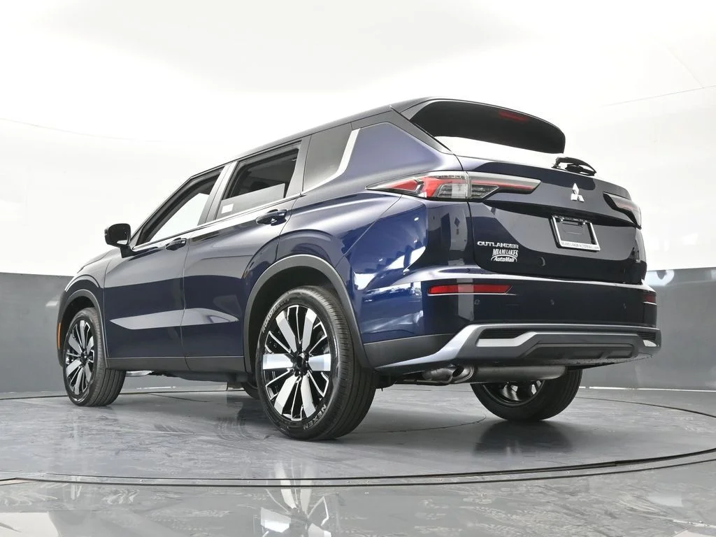 New 2026 Cosmic Blue Metallic Mitsubishi SE image 59