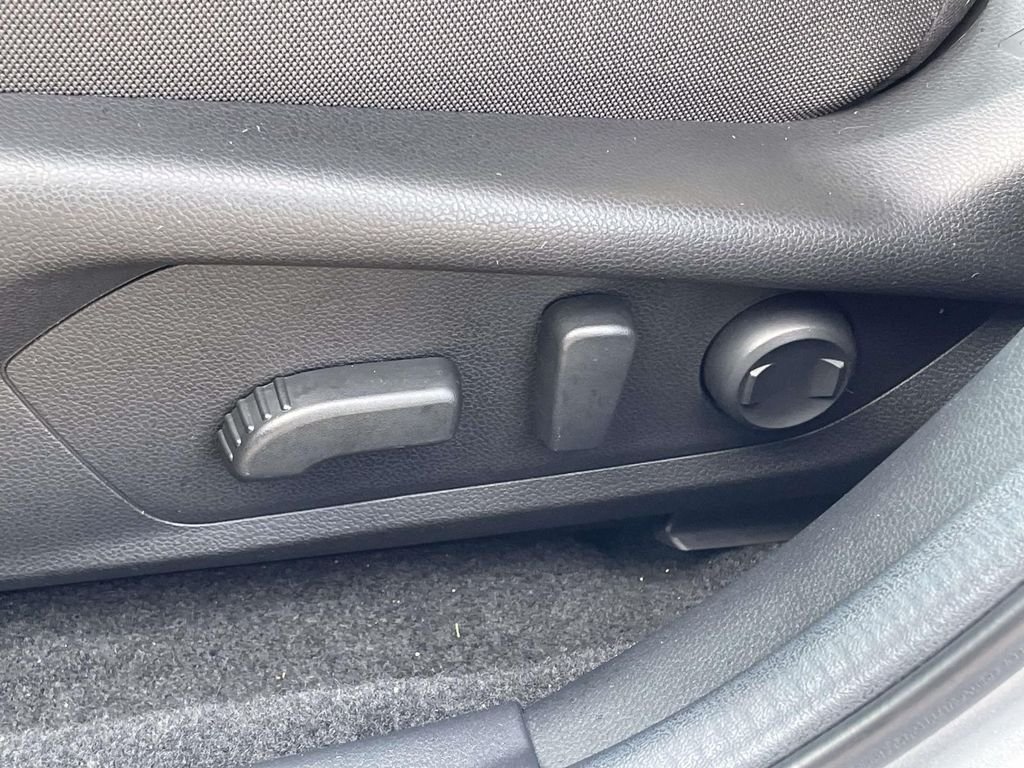 Used 2024 Ice Silver Metallic Subaru Sport image 7