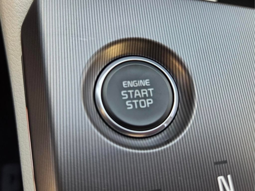 New 2027 Gravity Gray Kia SX Prestige image 26