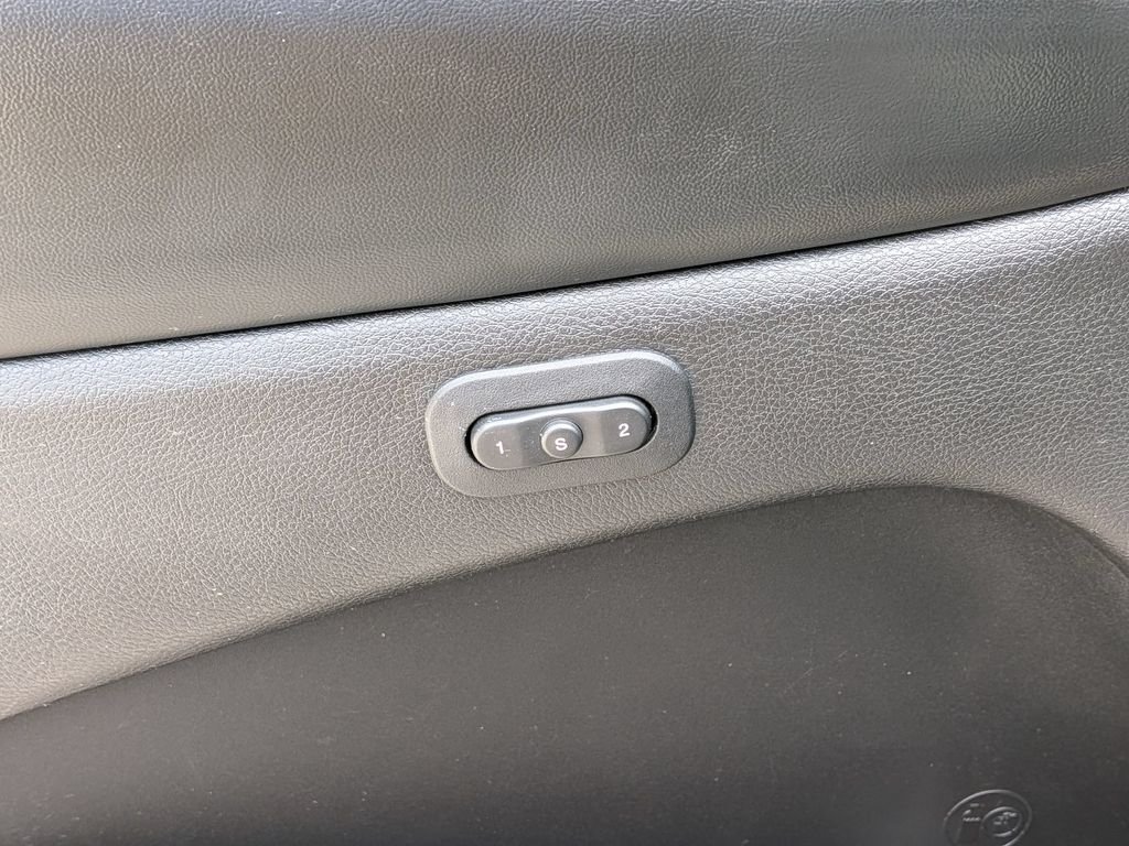 Used 2021 Blue Jeep Limited image 13