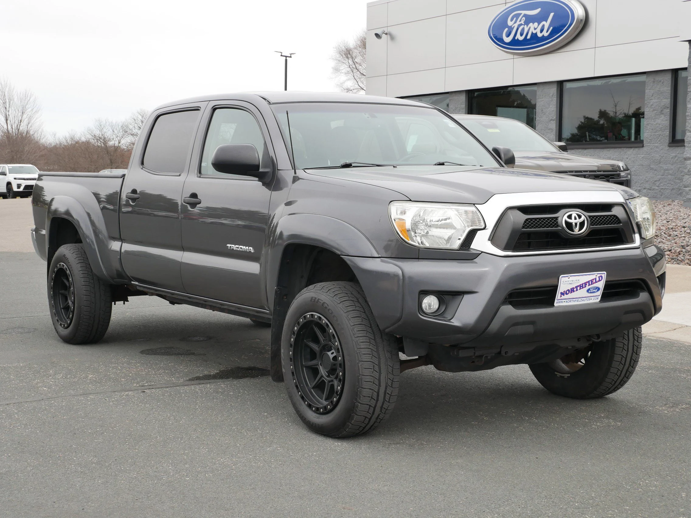 Used 2013 Toyota Tacoma Base with VIN 3TMMU4FN0DM056958 for sale in Northfield, Minnesota