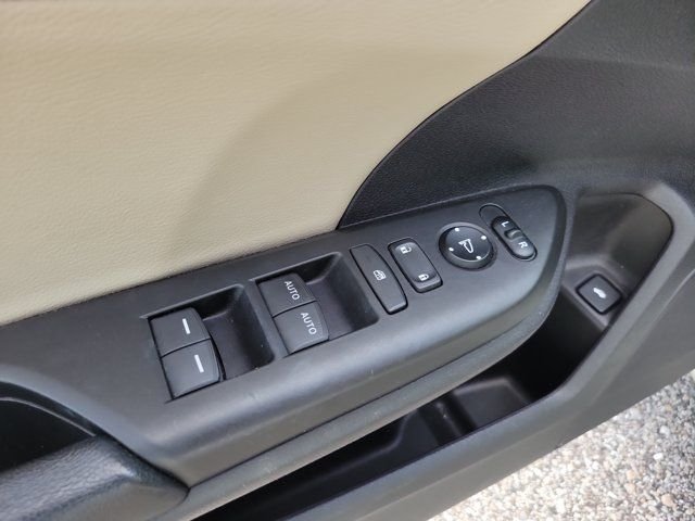 Used 2019 Platinum White Pearl Honda Touring image 23