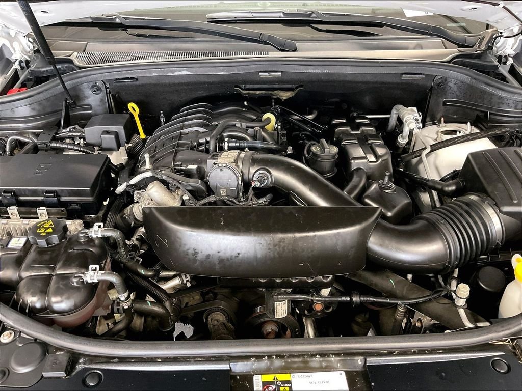 Used 2018 White Jeep Altitude image 34