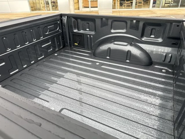 New 2026 Carbonized Gray Metallic Ford XLT image 12