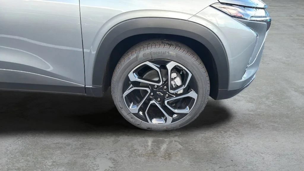 New 2026 Sterling Gray Metallic Chevrolet 2RS image 34