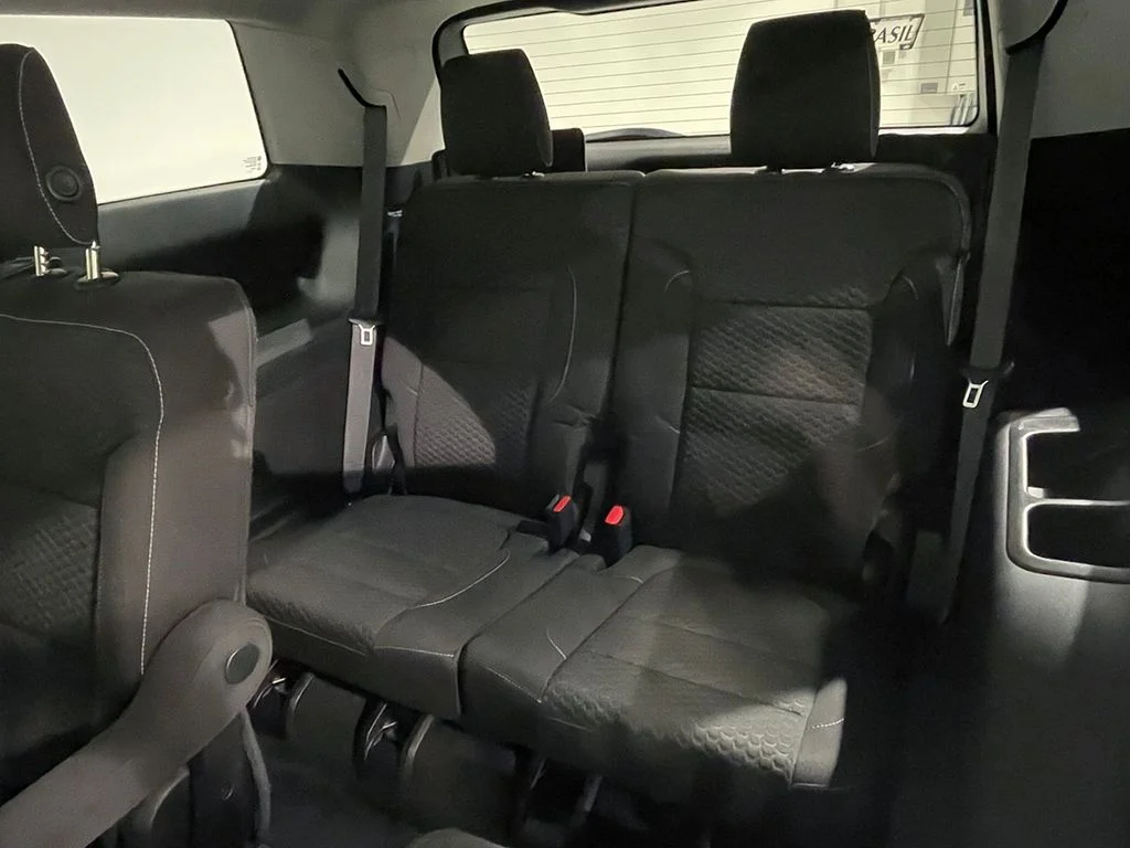 Used 2019 Blue GMC SLE-2 image 19