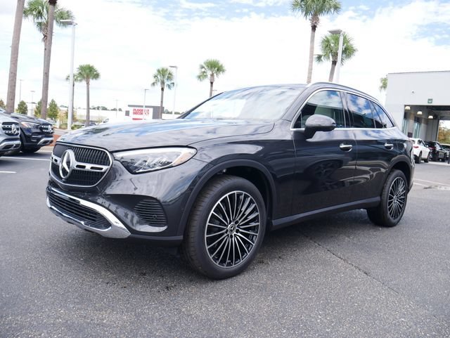 New 2027 Graphite Grey Metallic Mercedes-Benz GLC 300 image 29