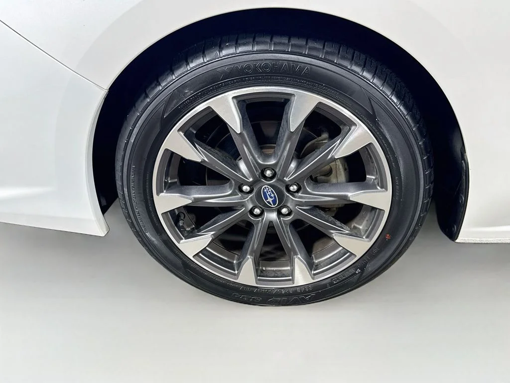 Used 2020 White Subaru Limited image 38