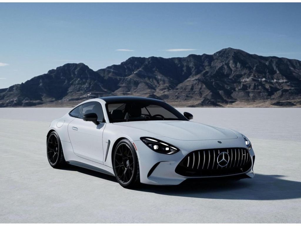Used 2025 Polar White Mercedes-Benz Base 4MATIC® image 10