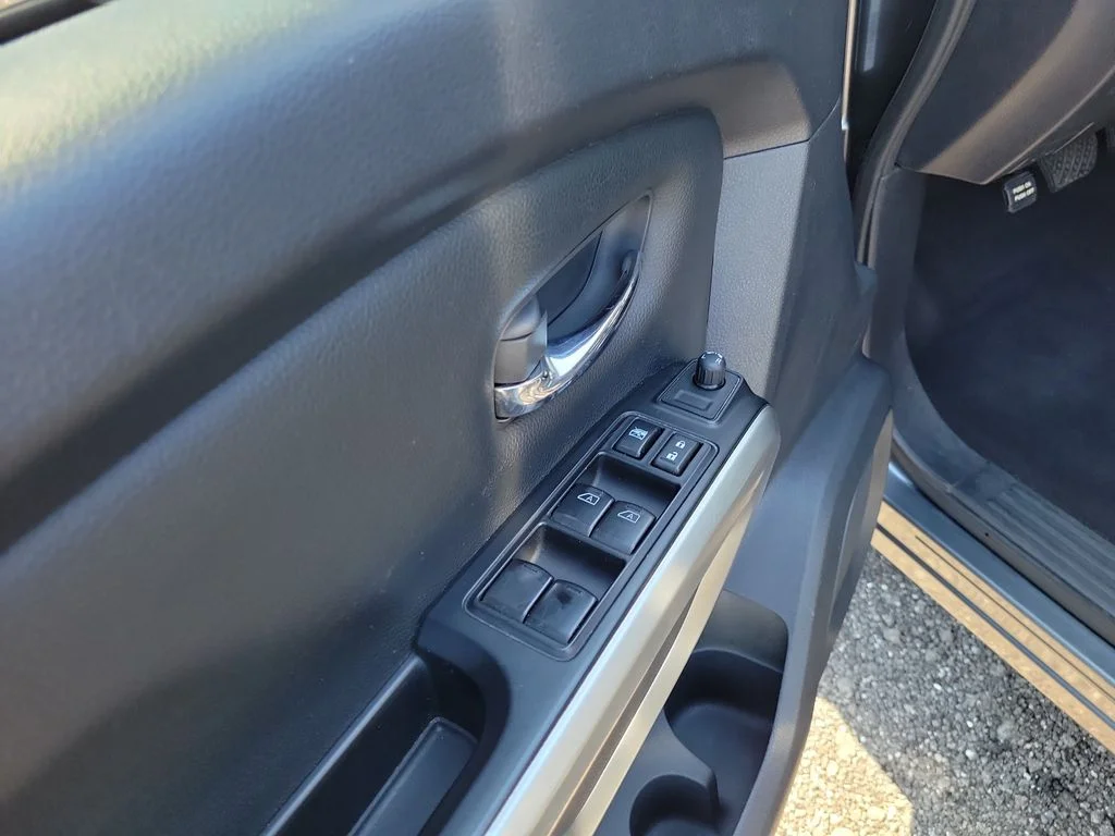 Used 2023 Gray Nissan SV image 21