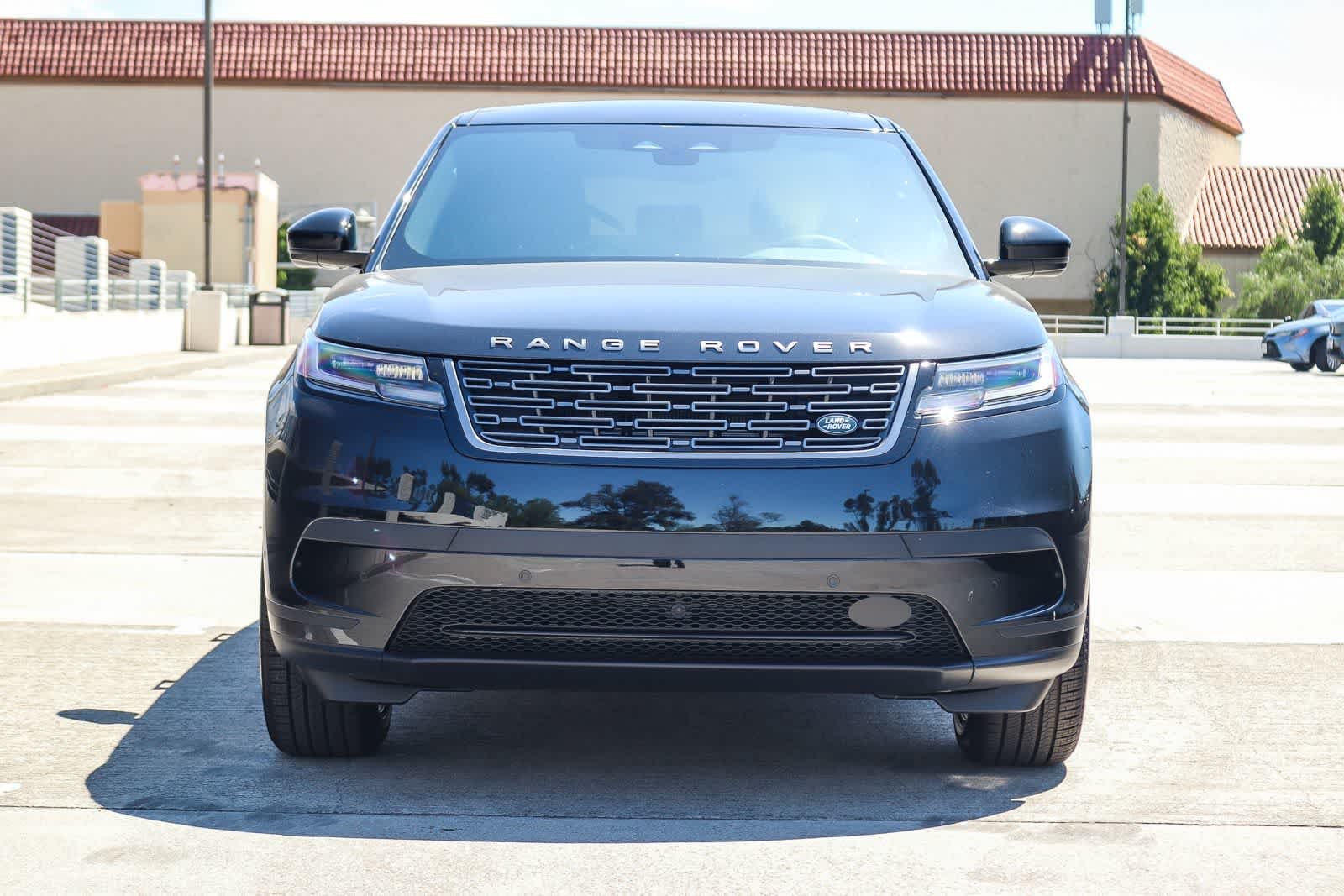 New 2026 Santorini Black Land Rover S image 2