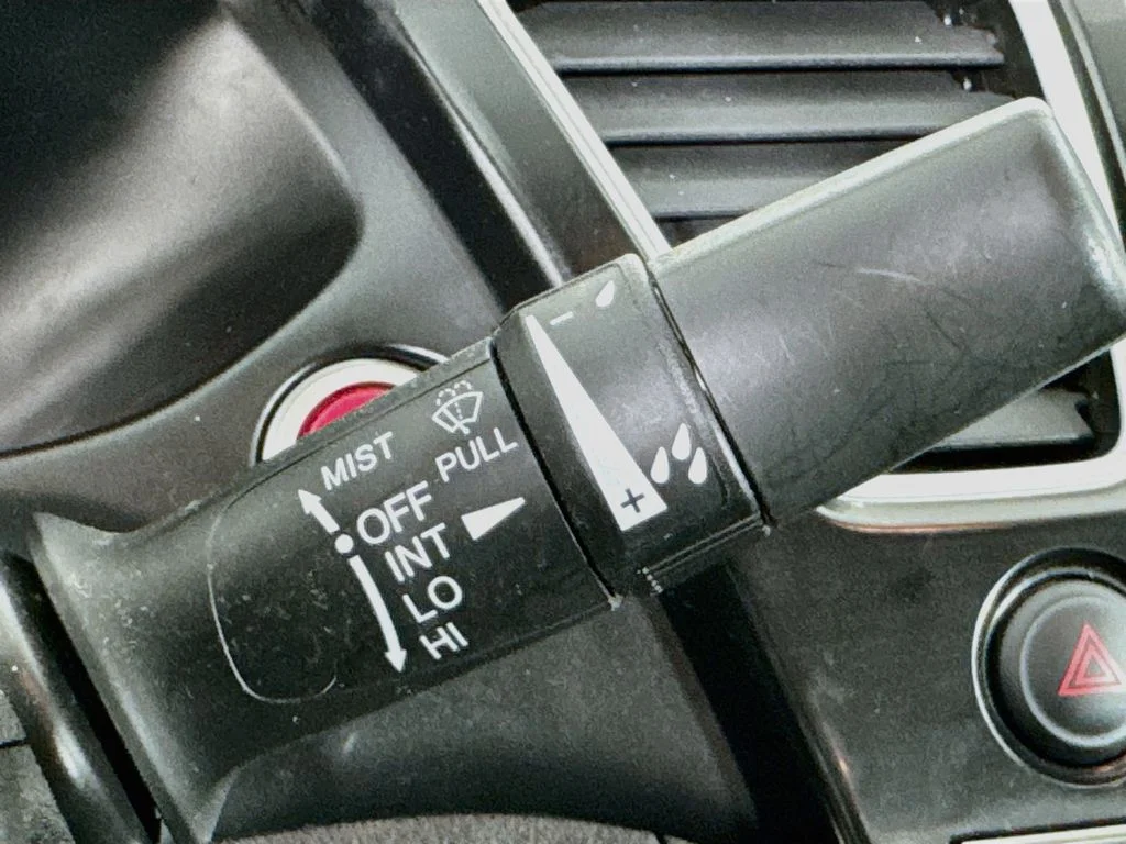 Used 2014 White Honda EX-L image 14