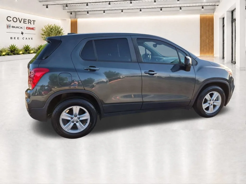 Used 2020 NIGHTFALL GRAY METALLIC Chevrolet LS image 13