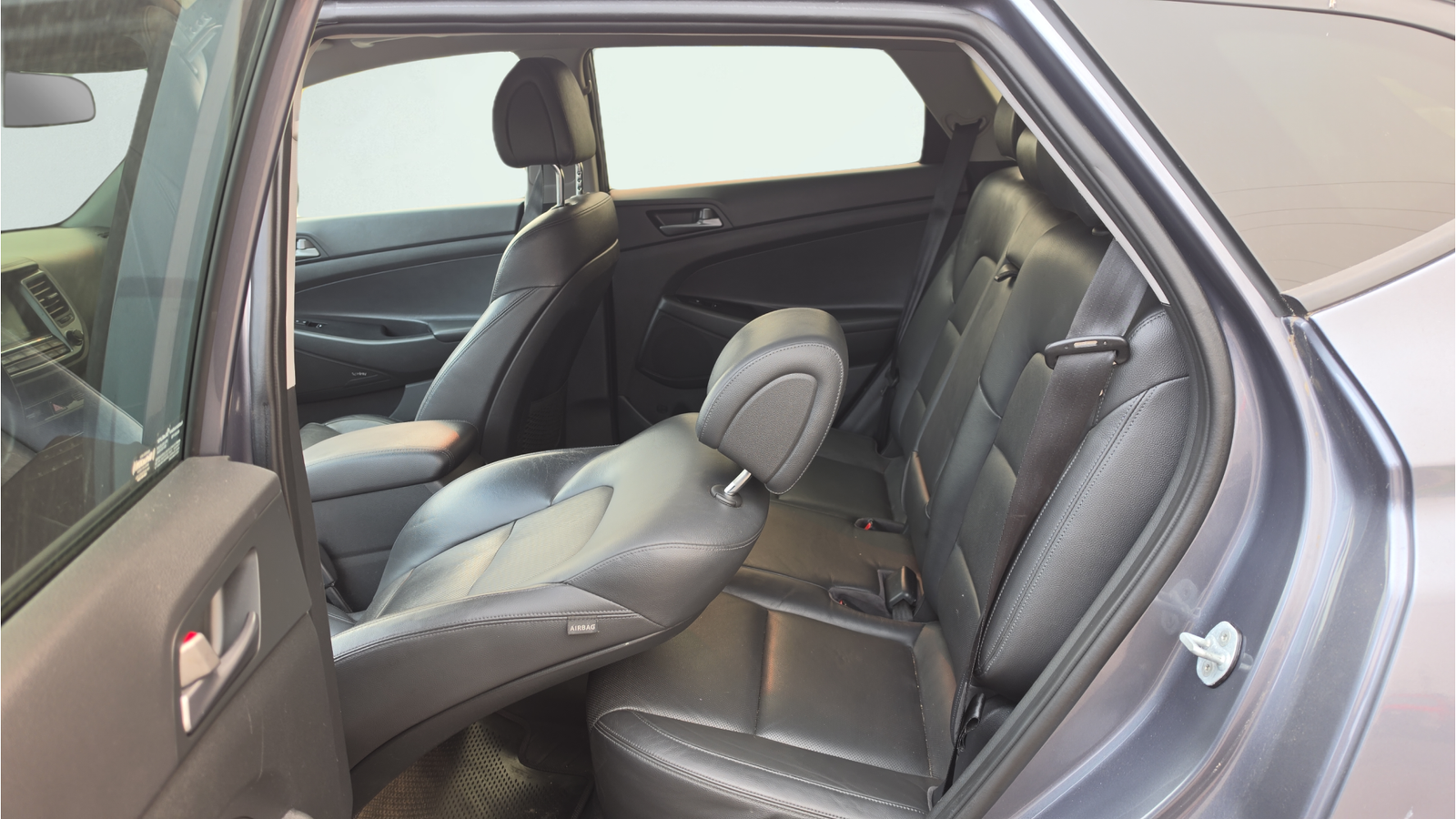 Used 2017 Coliseum Grey Hyundai Limited image 17